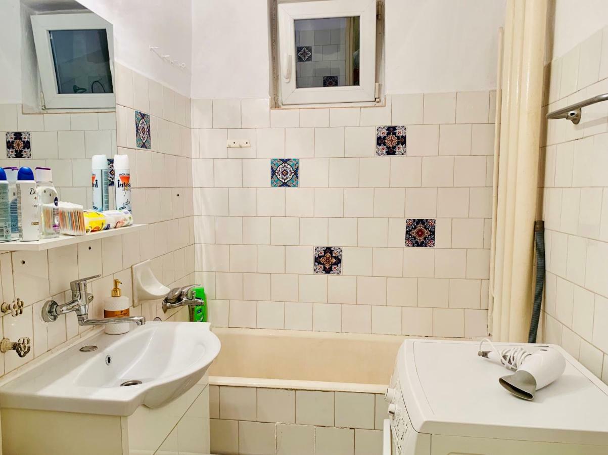 Ultracentral Apartment With All You Need: Wifi, Tv, Ac, Washer, Coffe Timişoara Extérieur photo